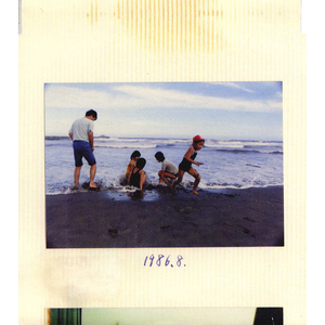 男生操女生的小骚逼视频
